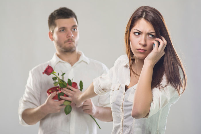 12 Traits All Boring, Unsexy Nice Guys Have in Common Girls Chase