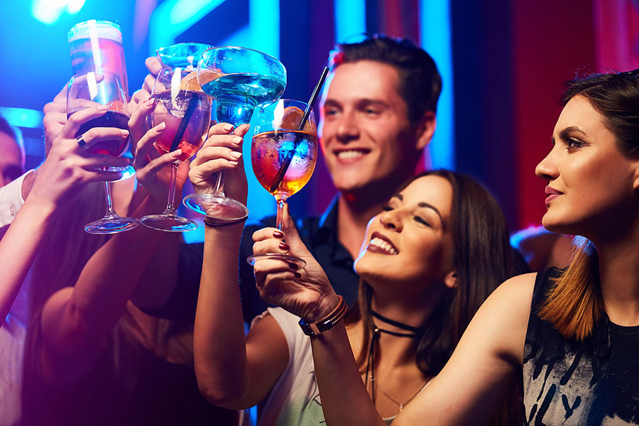How to Plan a Party that Makes You Friends and Gets You Girls Girls Chase