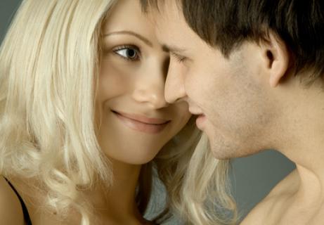 elite eye contact