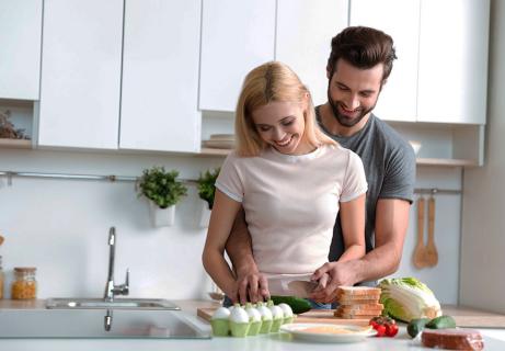 Home Date Idea to Get Girlfriends